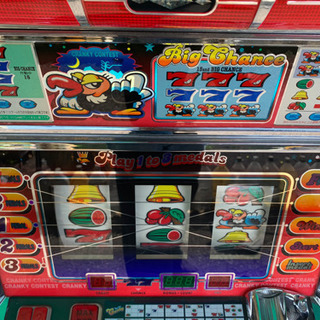 【取引中】パチスロ実機、ユニバーサル、クランキーコンテストの画像