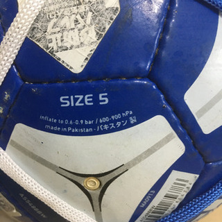 [決まりました]サッカーボール　空気入れ付きの画像