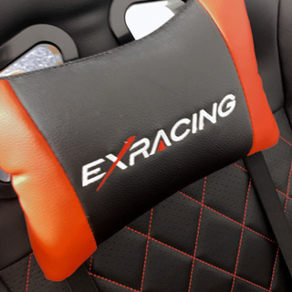 exracing ゲーミングチェア【使用回数少】の画像