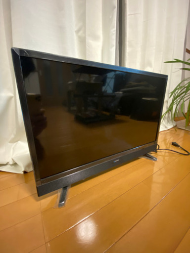 ハイビジョン液晶テレビ