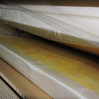 高気密　断熱吸音材　グラスウールボード40ｋｇ　50ｍｍ厚　605ｍｍ×910ｍｍ　新品３枚の画像