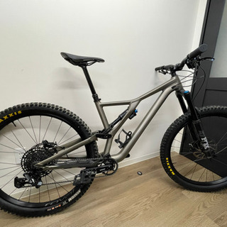 SPECIALIZED Stumpjumper EVO Comp...