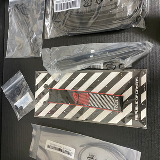 安いよ。ROG STRIX Z490-E 中古美品の画像