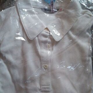 半袖ポロシャツの画像