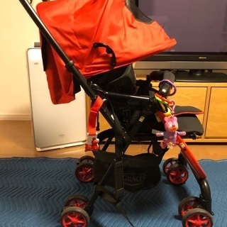 春です！値下げ。室内保管中。即引き渡し可能です！すぐに使えます。綺麗ですグレコベビーカー。綺麗に使用してました。お出かけにいかがですか。の画像