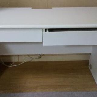 パソコンデスク