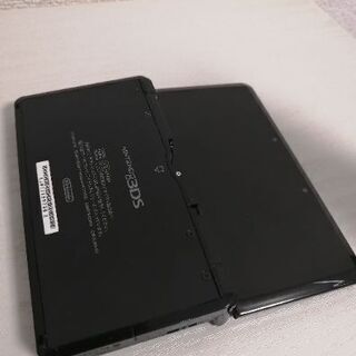 任天堂3DS　本体　中古　SD、タッチペン付き