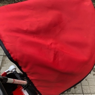期間限定値下げ！即渡し可能です！日除けつき（取外し可能）手押しでも三輪車でもOK　物置保管　即使用可能の画像