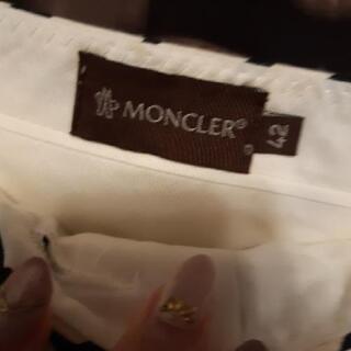 モンクレールMONCLERタイトスカート42　新品同様の画像