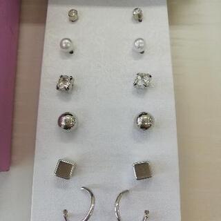 412◇未使用◇バラエティ✦ピアスセットの画像