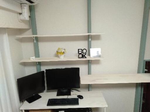 板と2×4材　鏡　ラブリコ使用　DIY