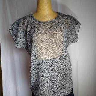 ブラウス２枚セットＢ　大きめサイズの画像