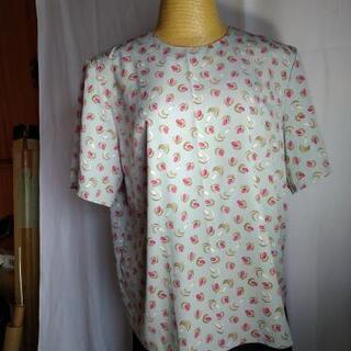 ブラウス２枚セットＢ　大きめサイズの画像