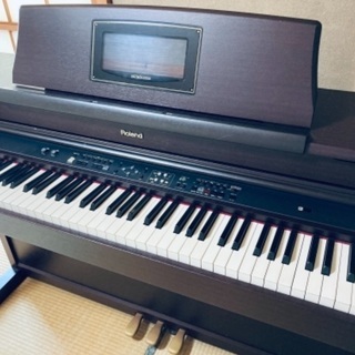 ローランド電子ピアノ・椅子付き(定価35万円)