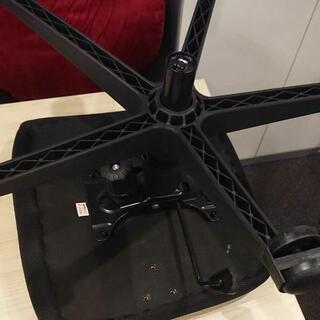 サンワサプライ アームレスト付きメッシュチェア グリーンの画像