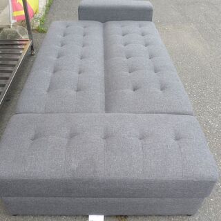 【中古】2人掛けソファベッド　スツール・引き出し付の画像