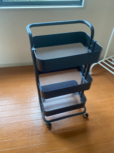収納ワゴン