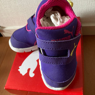 【交渉中】美品・プーマ スニーカー 紫 14cmの画像