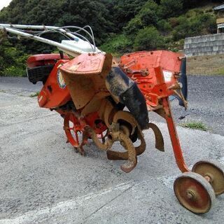畝上げ機　ガソリンエンジン　5馬力！！　左右に土を飛ばす事ができます！！