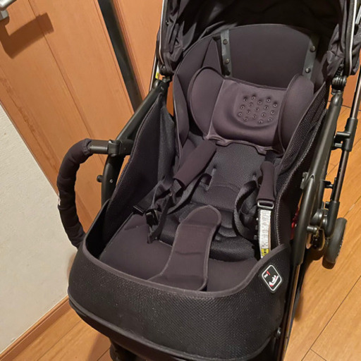 美品　アップリカ　オプティア　プレミアム　ブラック