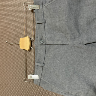 【差し上げます】ユニクロ アンクルパンツ グレーの画像