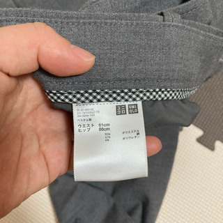 【差し上げます】ユニクロ アンクルパンツ グレーの画像