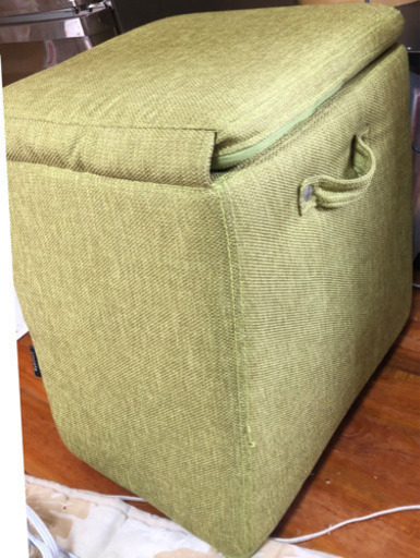 美品　椅子にもなります。