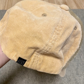 【お取引者様と交渉中】アシックス　ベージュキャップの画像