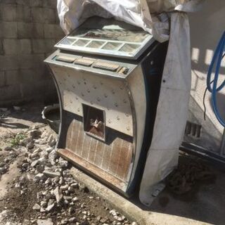 昭和レトロ　ジュークボックス　差し上げます。引き取りに来れる方.