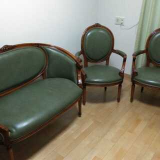 ヨーロッパアンティーク家具の画像