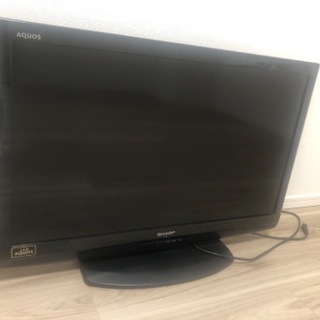 液晶カラーテレビ 32V 2011年製