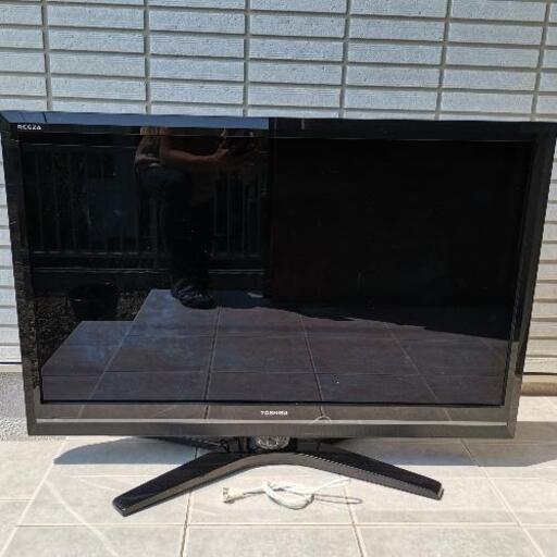 REGZA　東芝　41R1 41型テレビ　リモコン　アンテナケーブル、B-CASカードあり　動作品