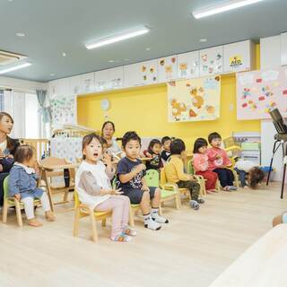 【土曜のみ】高時給・短時間可能・車通勤可能 小規模認可園（0-2...
