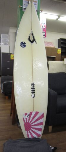 R013 MRS REX MARECHAL サーフボード、6’1” フィン3個付、紐欠品です 良品