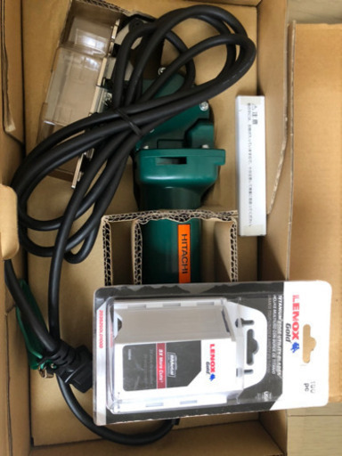 カッターナイフ