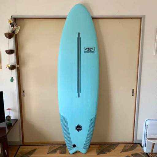 【極上の中古商品】オーシャンアンドアース サーフボード6'6