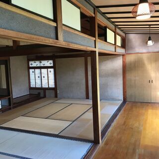 滑川市上小泉　一戸建て賃貸　ペット可　広い敷地　駐車場２台以上 - 滑川市