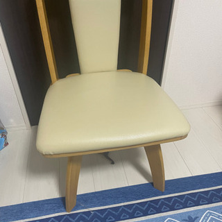 4人掛けテーブル　ニトリ