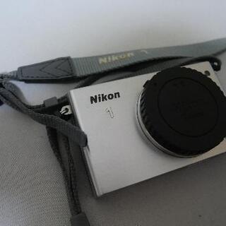 Nikon 1 j4 Wi-Fi機能付きミラーレス一眼カメラの画像