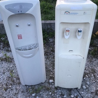 冷水機