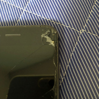 iPhone8 64GB スペースグレー docomoの画像