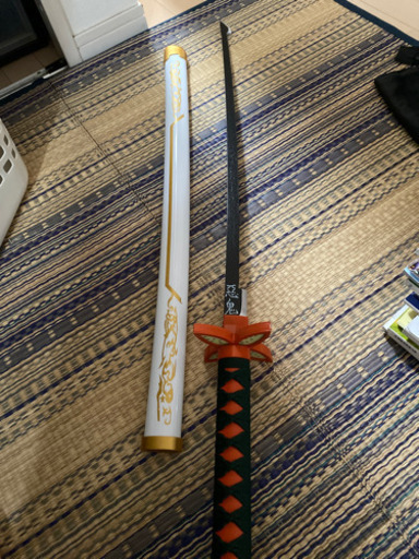 胡蝶しのぶ剣