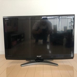 SHARP  32インチ　2010年製　LC-32E7 液晶カラ...