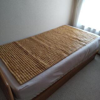 接触冷感竹シーツ2枚　差し上げます