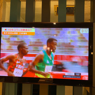 【差し上げます】HITACHI 42インチプラズマテレビ+専用壁掛金具