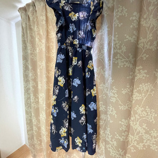 【譲渡済】花柄ノースリーブワンピース差し上げます✨