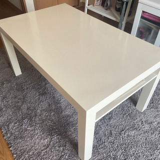 無料　IKEA テーブルの画像