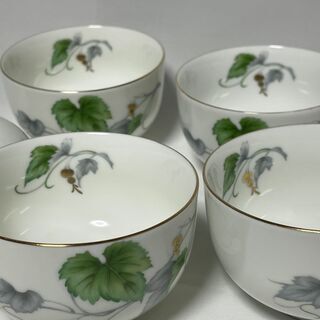 ★吾山窯 白磁 花柄 湯呑み茶碗 湯飲み 5客 内側にも柄　茶器 ★の画像