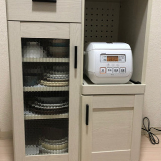 【お譲りします】食器棚の画像