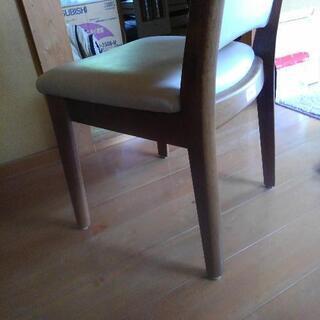 TOYO家具　ダイニングチェアの画像